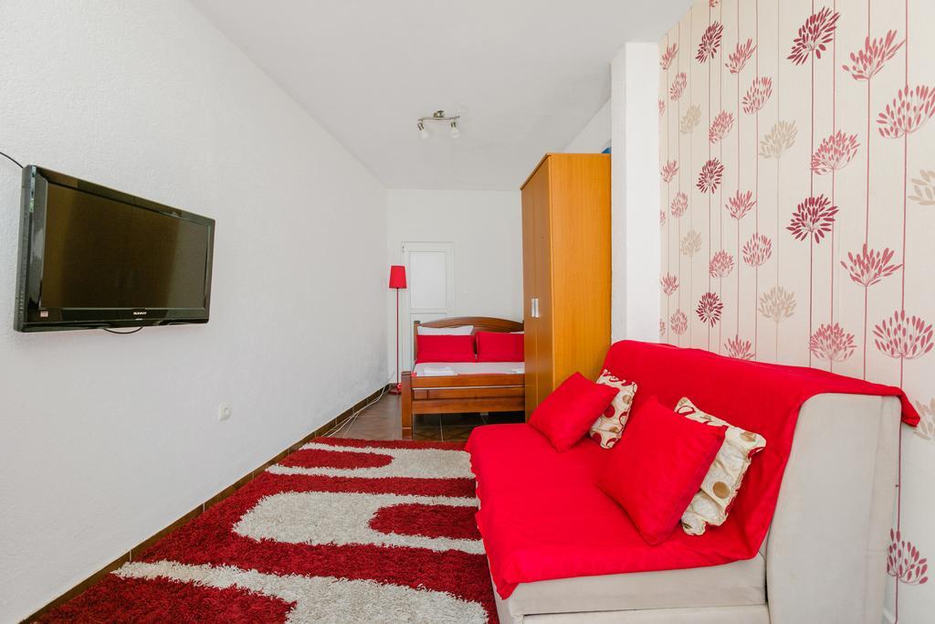 Apartments Feniks Котор Екстериор снимка