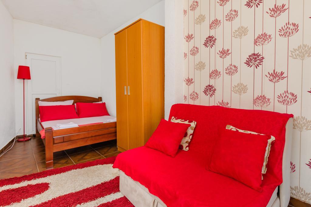 Apartments Feniks Котор Екстериор снимка